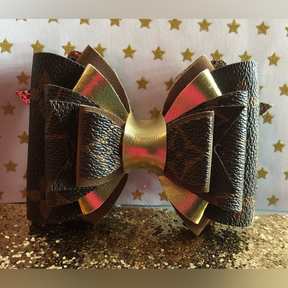 ❤️Restocked❤️ Large Layered Stanley Bow or keychain decor.